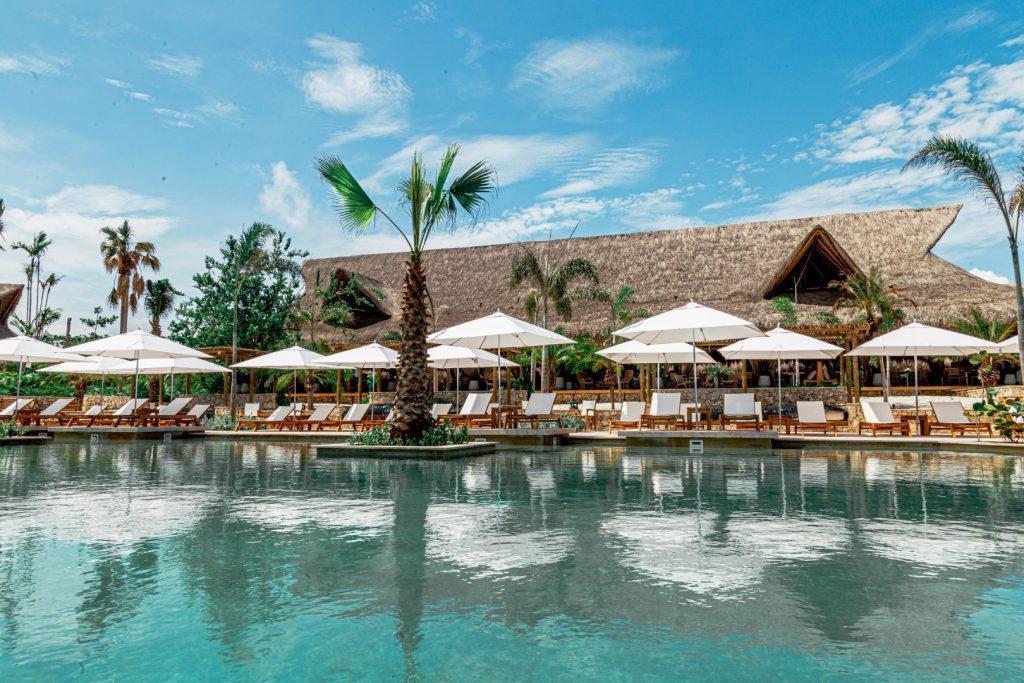 ISLA MAKANI LUXURY