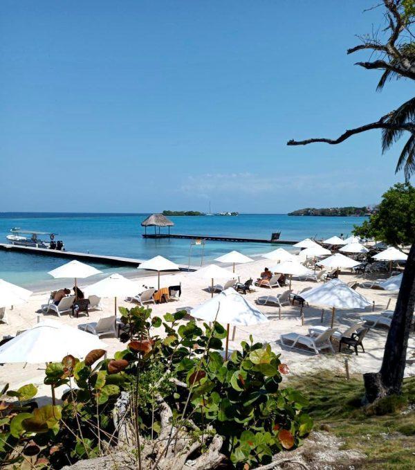 ISLA LUXURY BEACH AREA HOUSE - Image 6