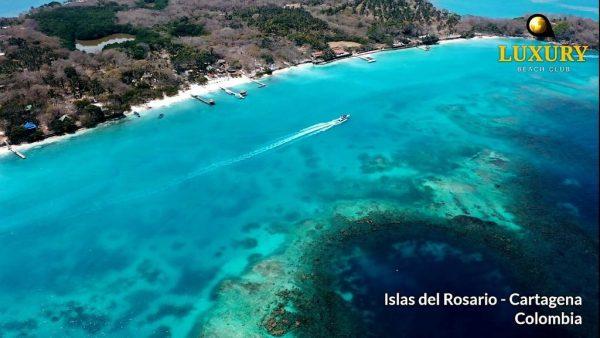 ISLA LUXURY BEACH AREA BEACH