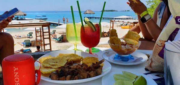 ISLA LUXURY BEACH AREA BEACH - Image 3