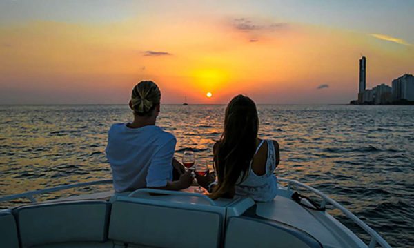 Tour Bahía Pegaso sunset and night